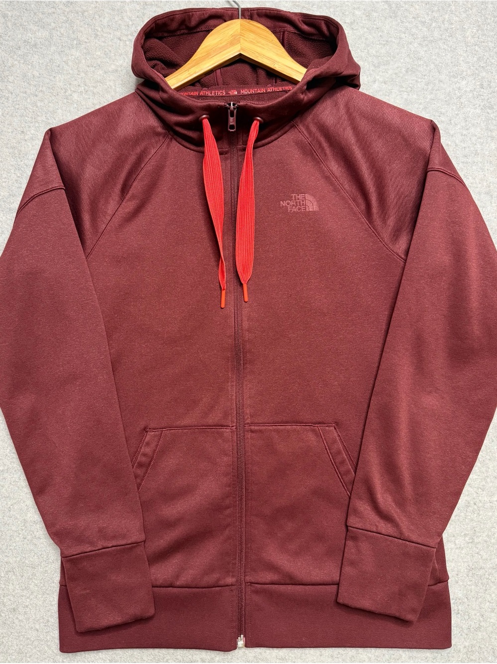 The North Face Women’s Small Mountain Athletics Full Zip Hoodie Burgundy